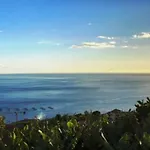 Escola Da Bica Hébergement de vacances Arco da Calheta (Madeira)