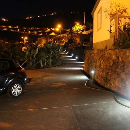 Semesterbostad Escola Da Bica *