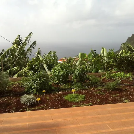 Escola Da Bica Semesterbostad Arco da Calheta (Madeira)
