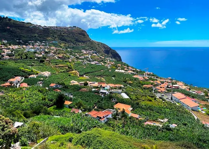 Escola Da Bica * Arco da Calheta (Madeira)