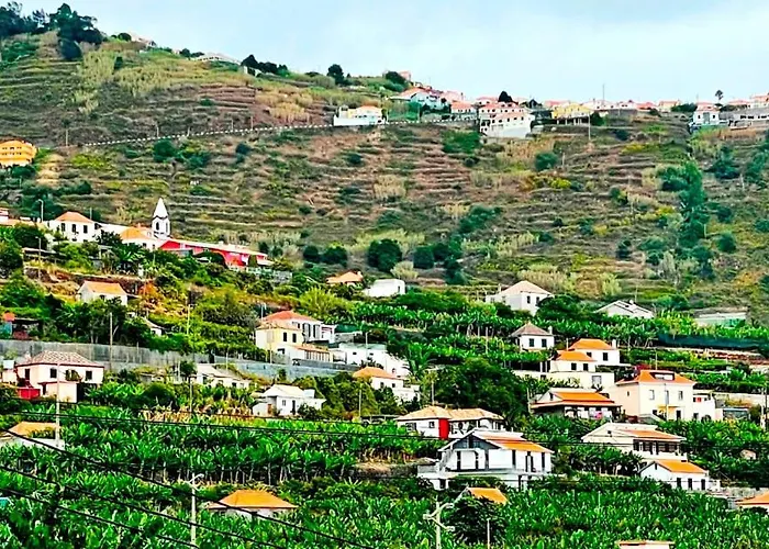 Escola Da Bica * Arco da Calheta (Madeira)